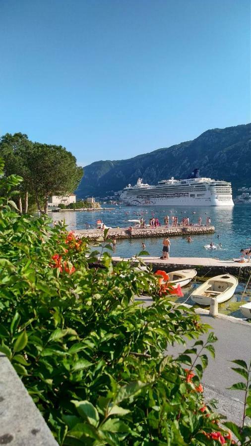 Apartments Radimir Kotor Exterior photo