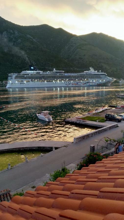 Apartments Radimir Kotor Exterior photo